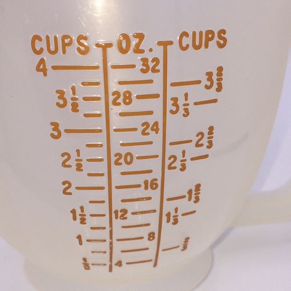 Tupperware Mix N Store Measuring Pitcher 4 Cup 1288-6 Vintage Clear & Or… - Picture 8 of 11
